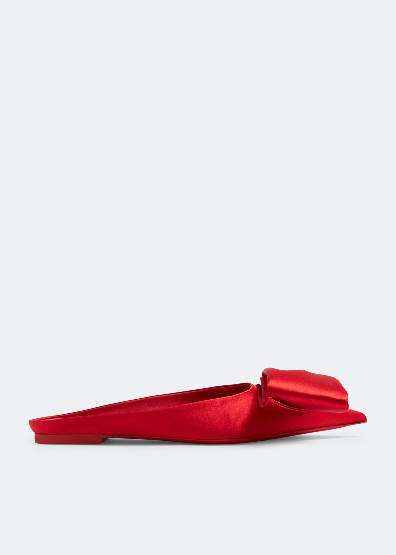 

Emii mules, Red