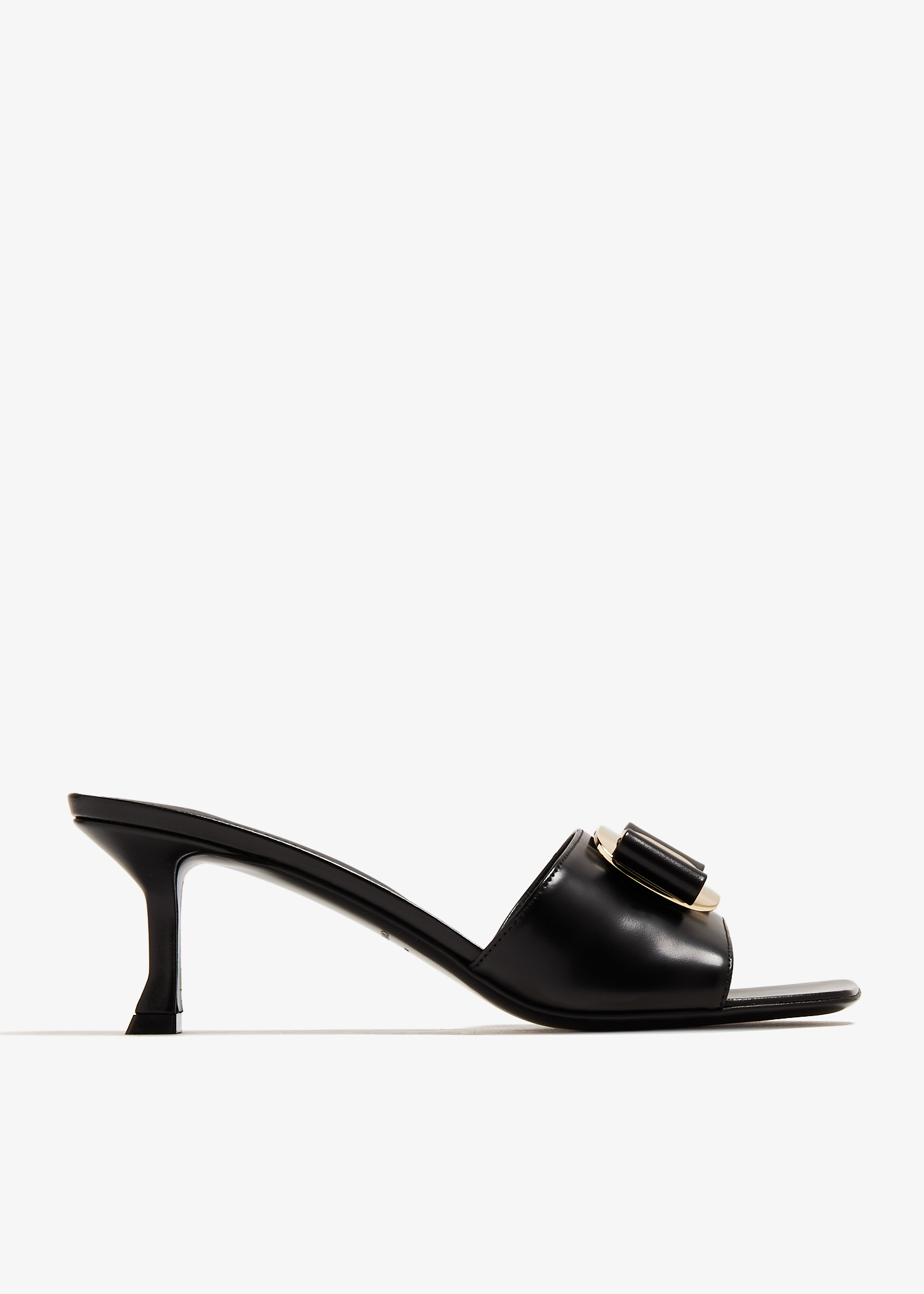 

Zelie mules, Black