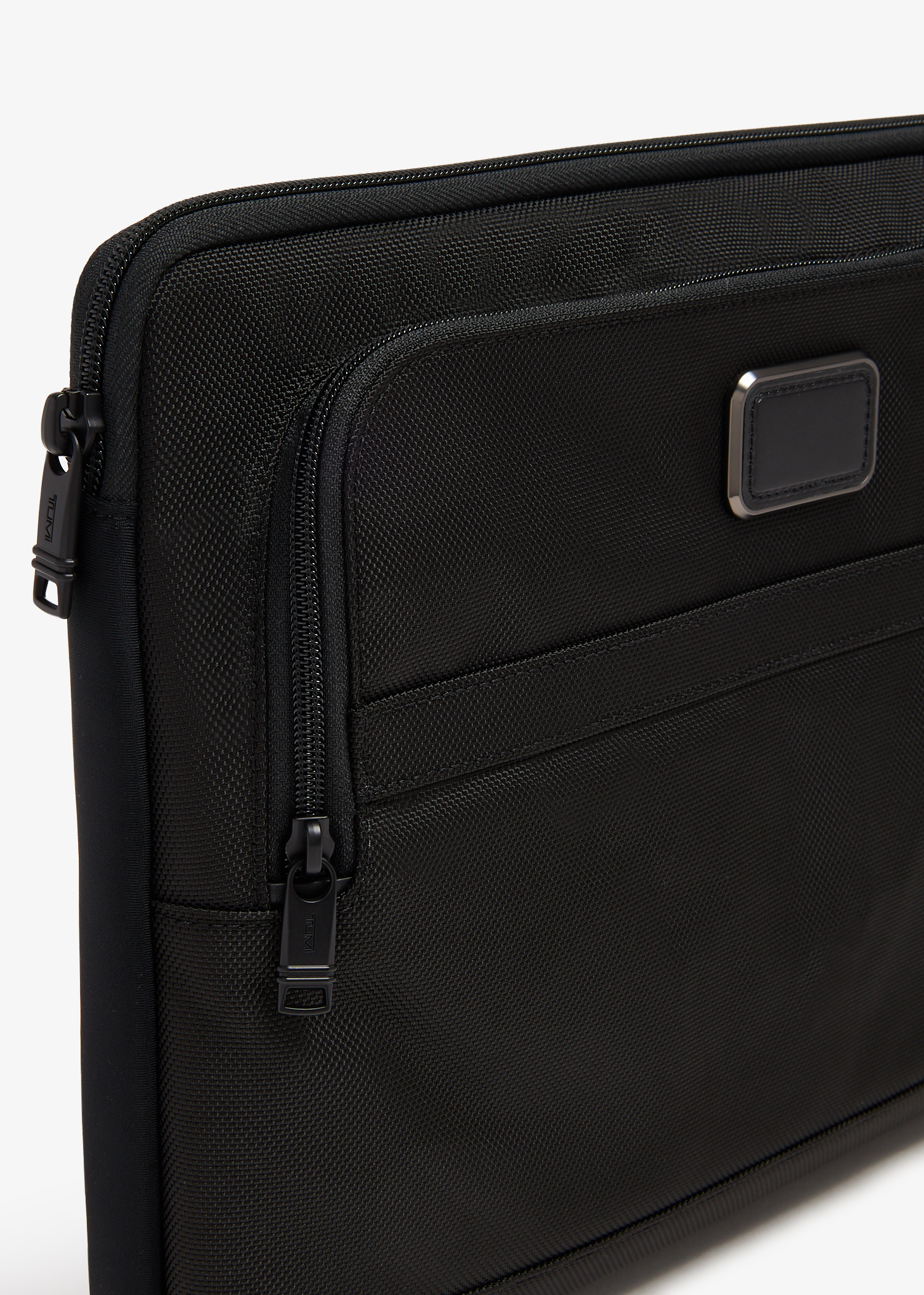 Tumi alpha 2 outlet laptop cover