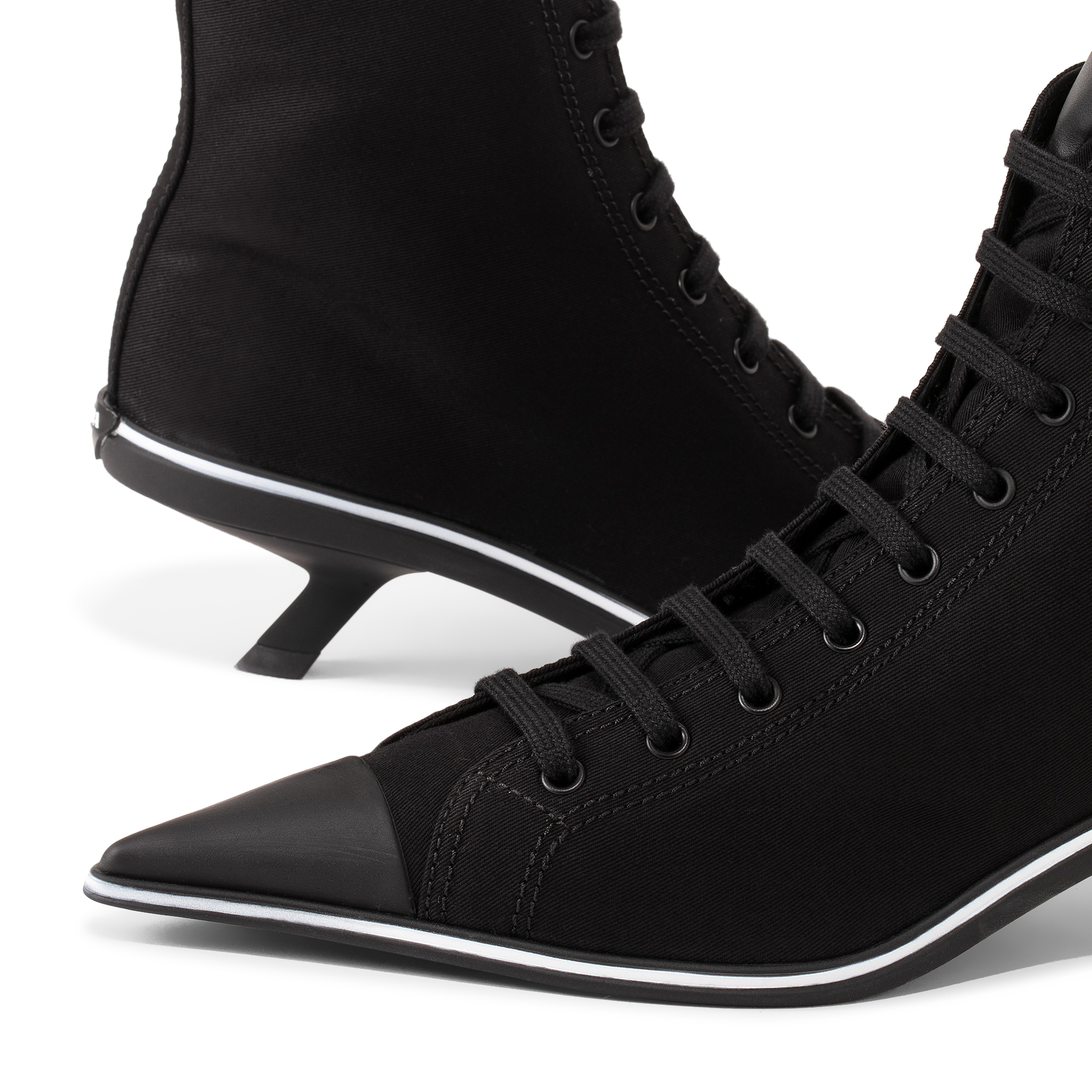 

Synthesis heeled high-top sneakers, Black