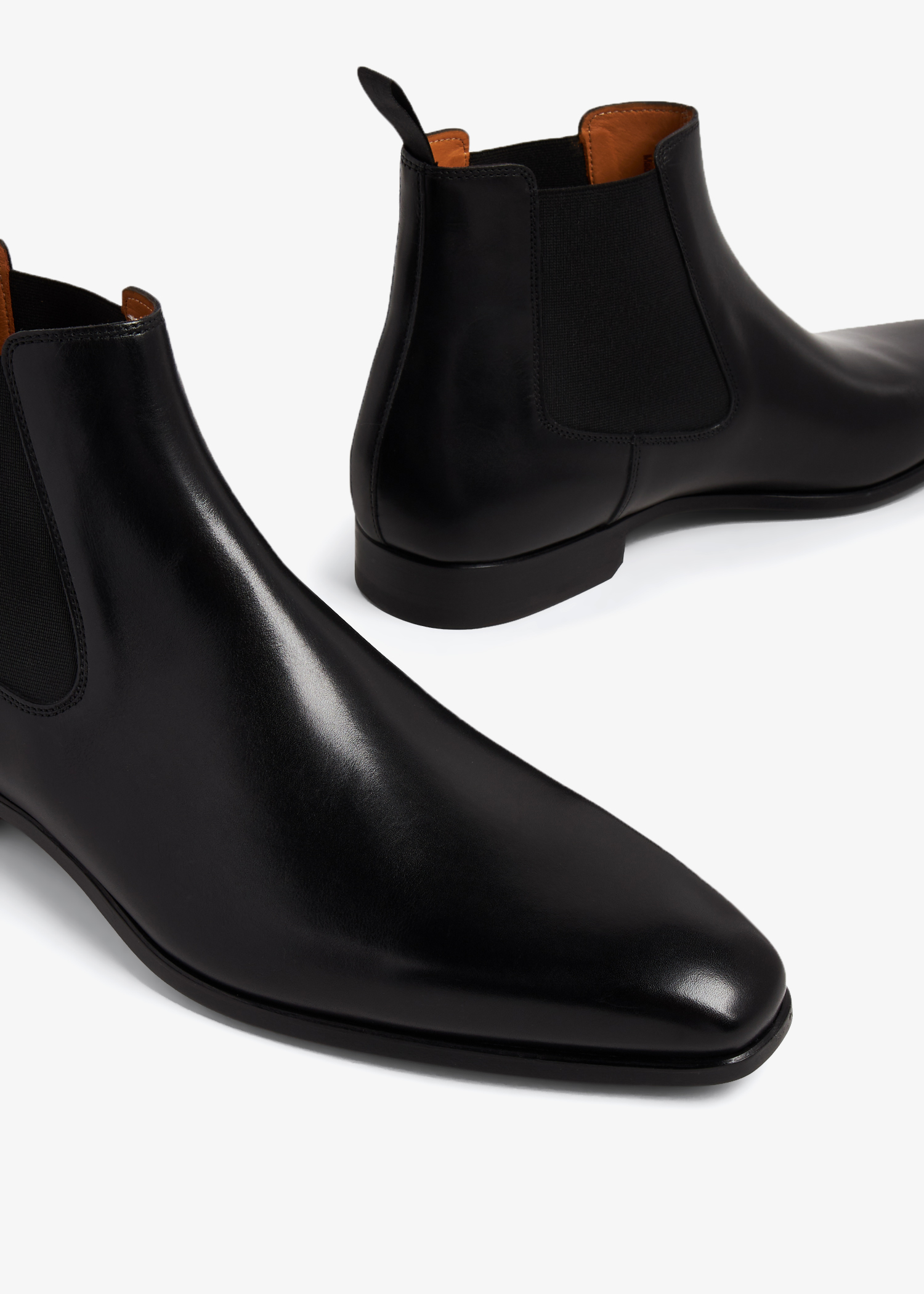 Magnanni chelsea 2025 boots black