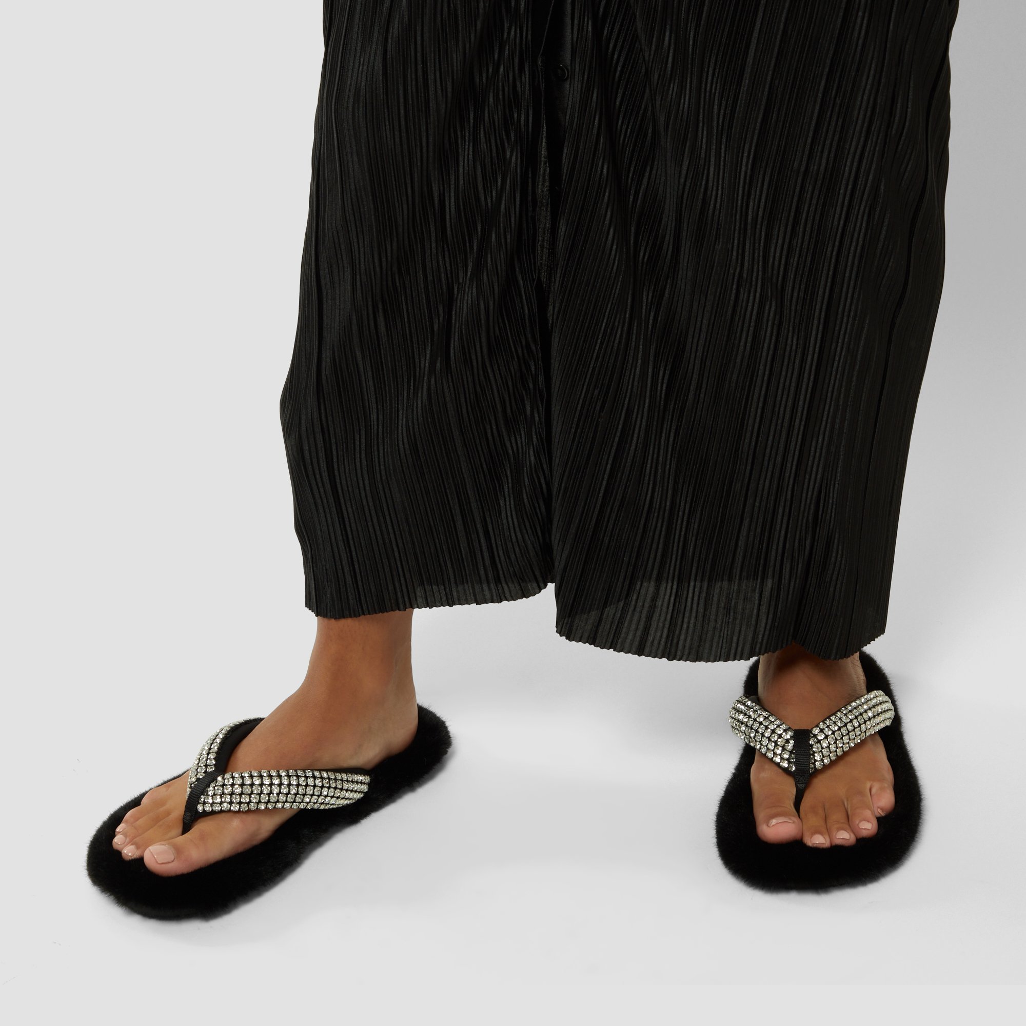 Alexander wang fur on sale sandals