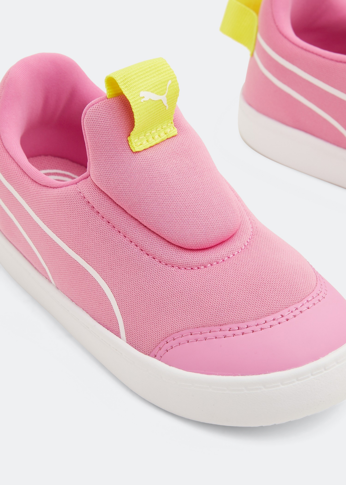 

Courtflex V2 slip-on sneakers, Pink