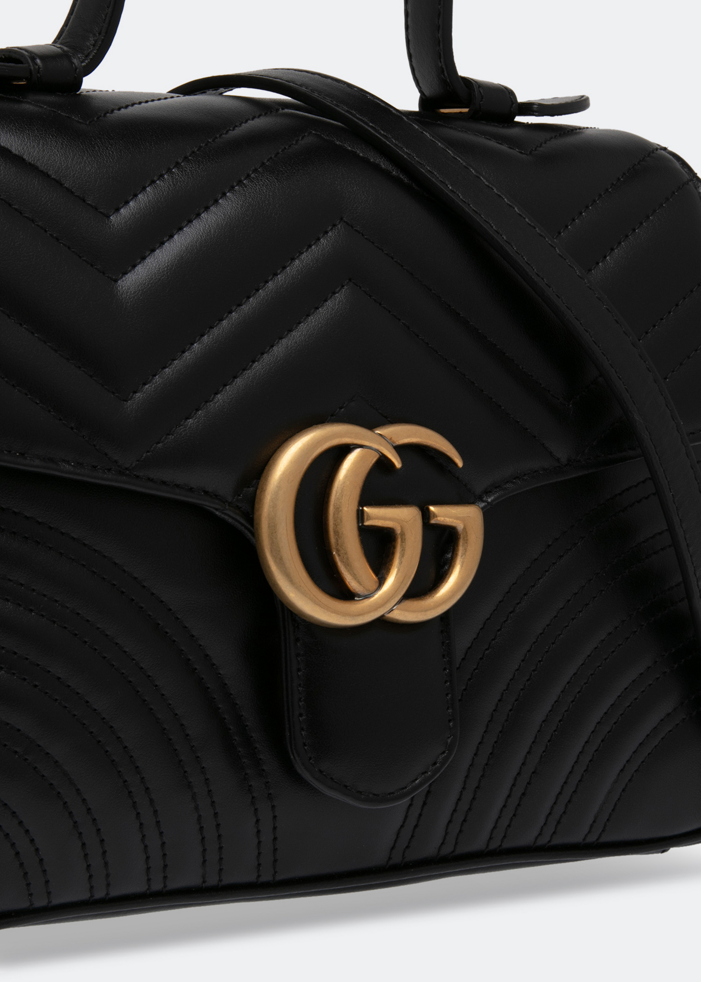 

GG Marmont small top handle bag, Black