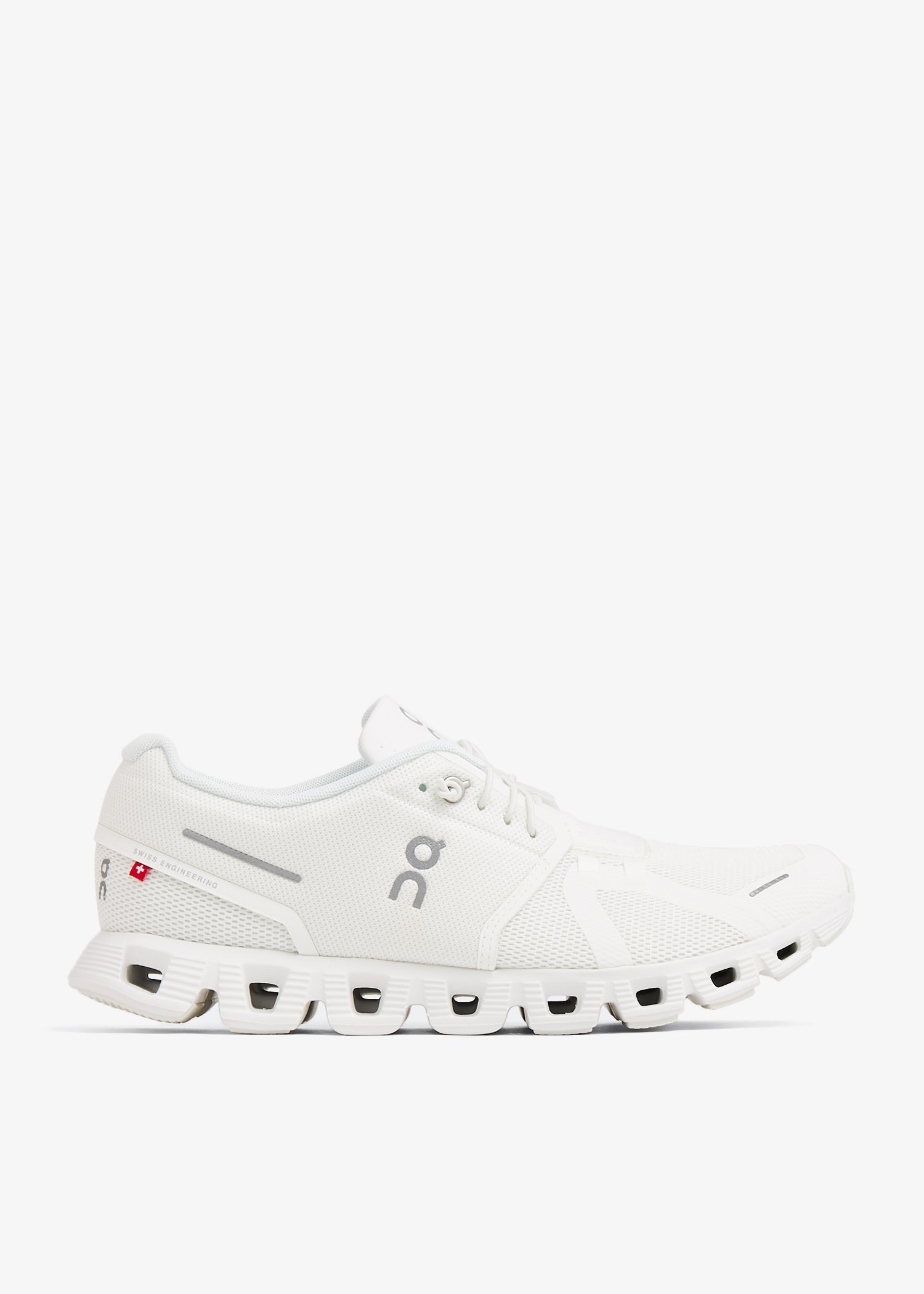 On Cloud 5 sneakers for Men - White in UAE | Level Shoes