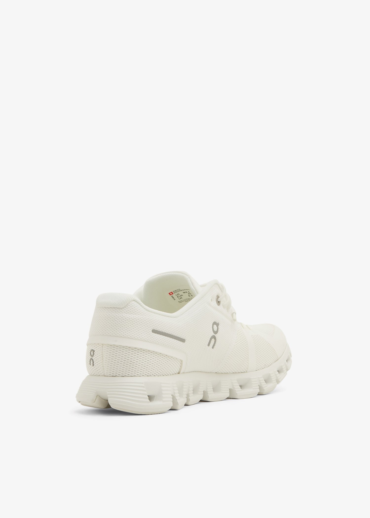 On cloud outlet white