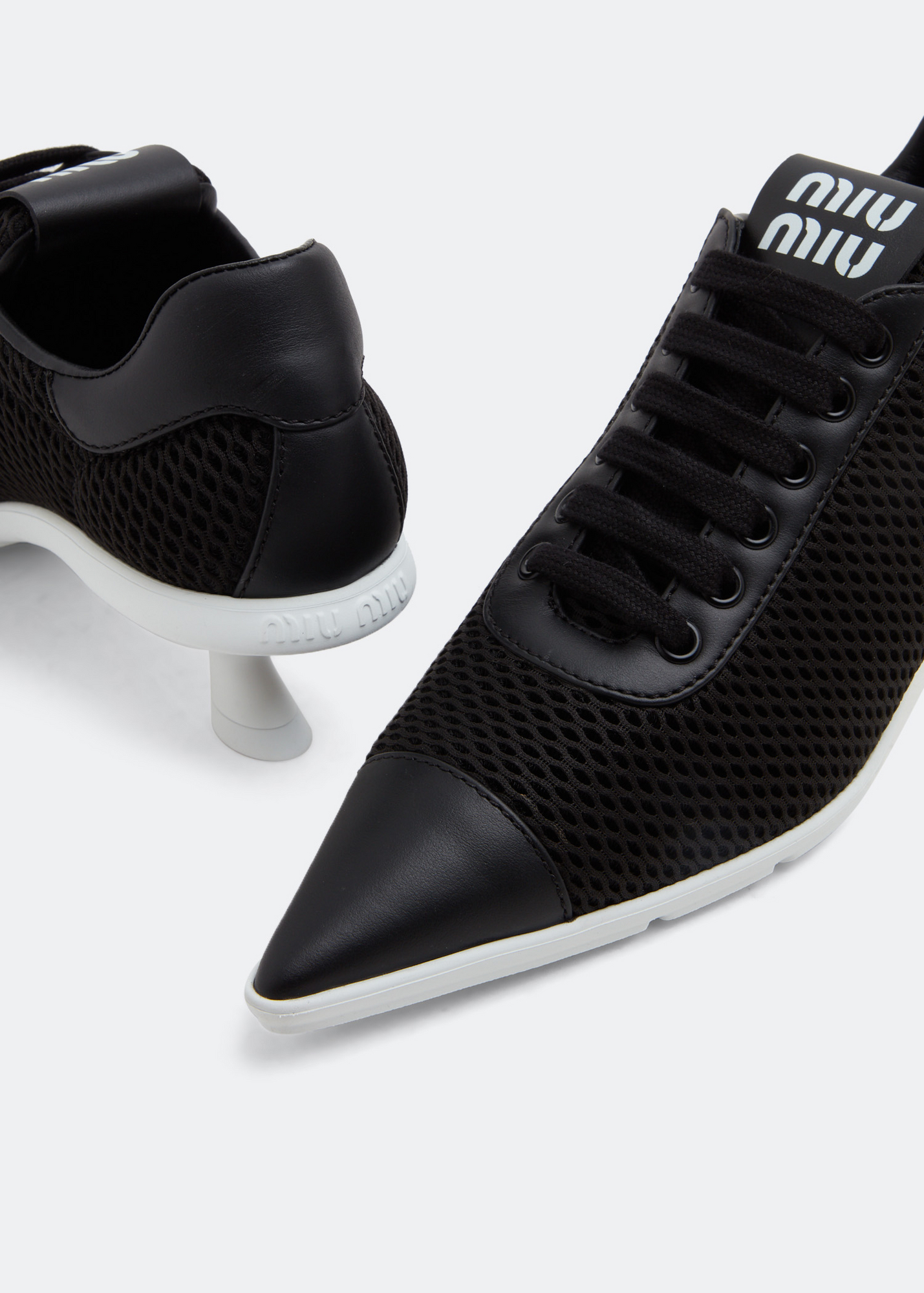 

Pointy heel sneakers, Black