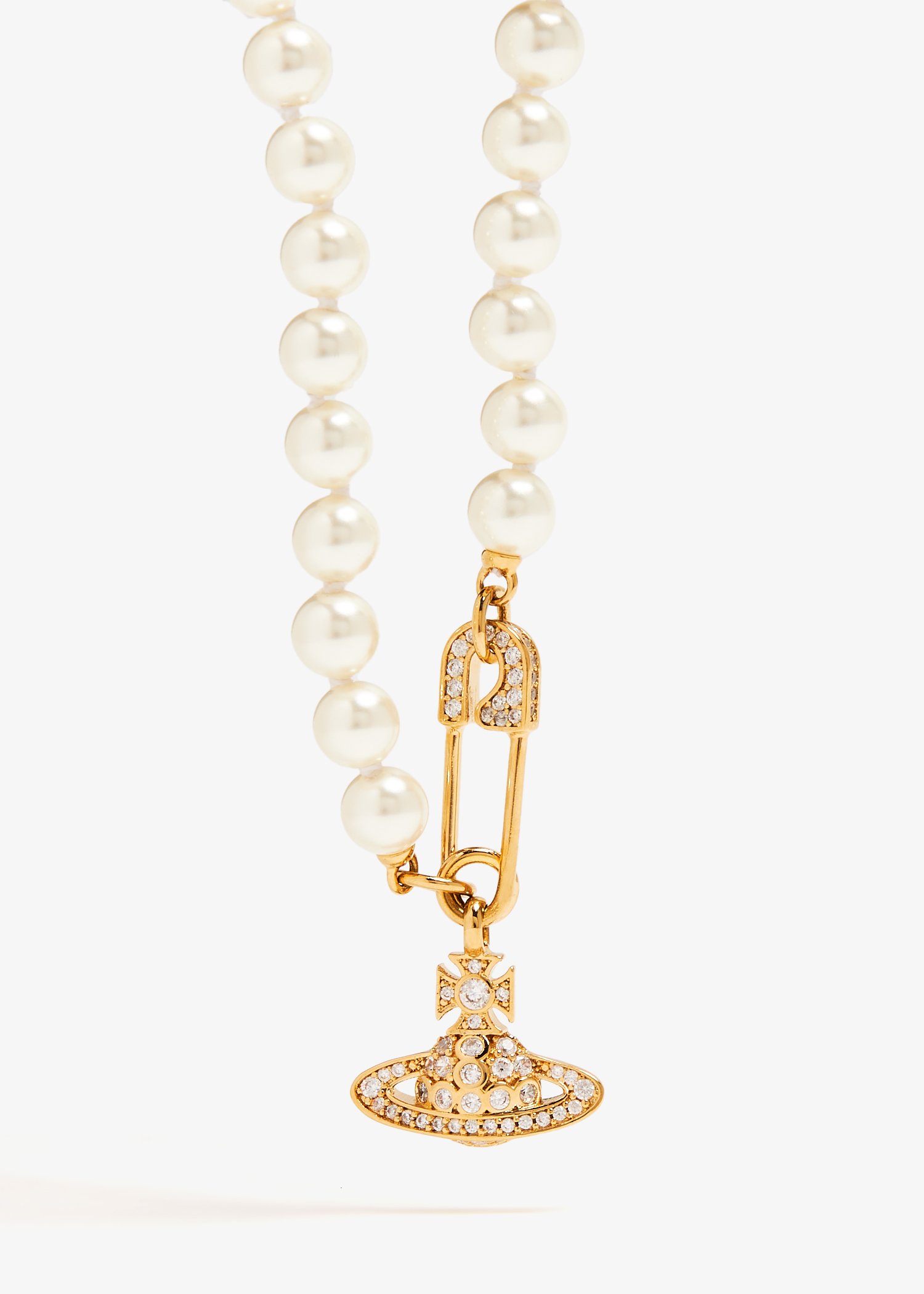 Vivienne Westwood Lucrece pearl necklace for Women - White in UAE | Level  Shoes