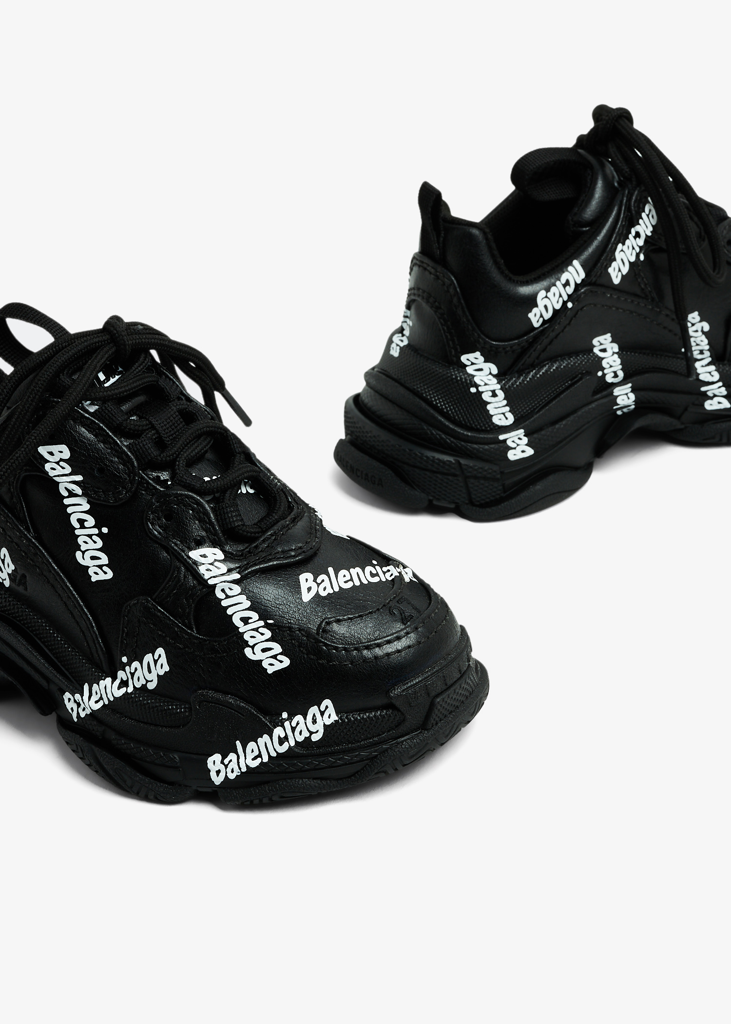 Balenciaga Triple S Logotype sneakers for Unisex - Black in UAE