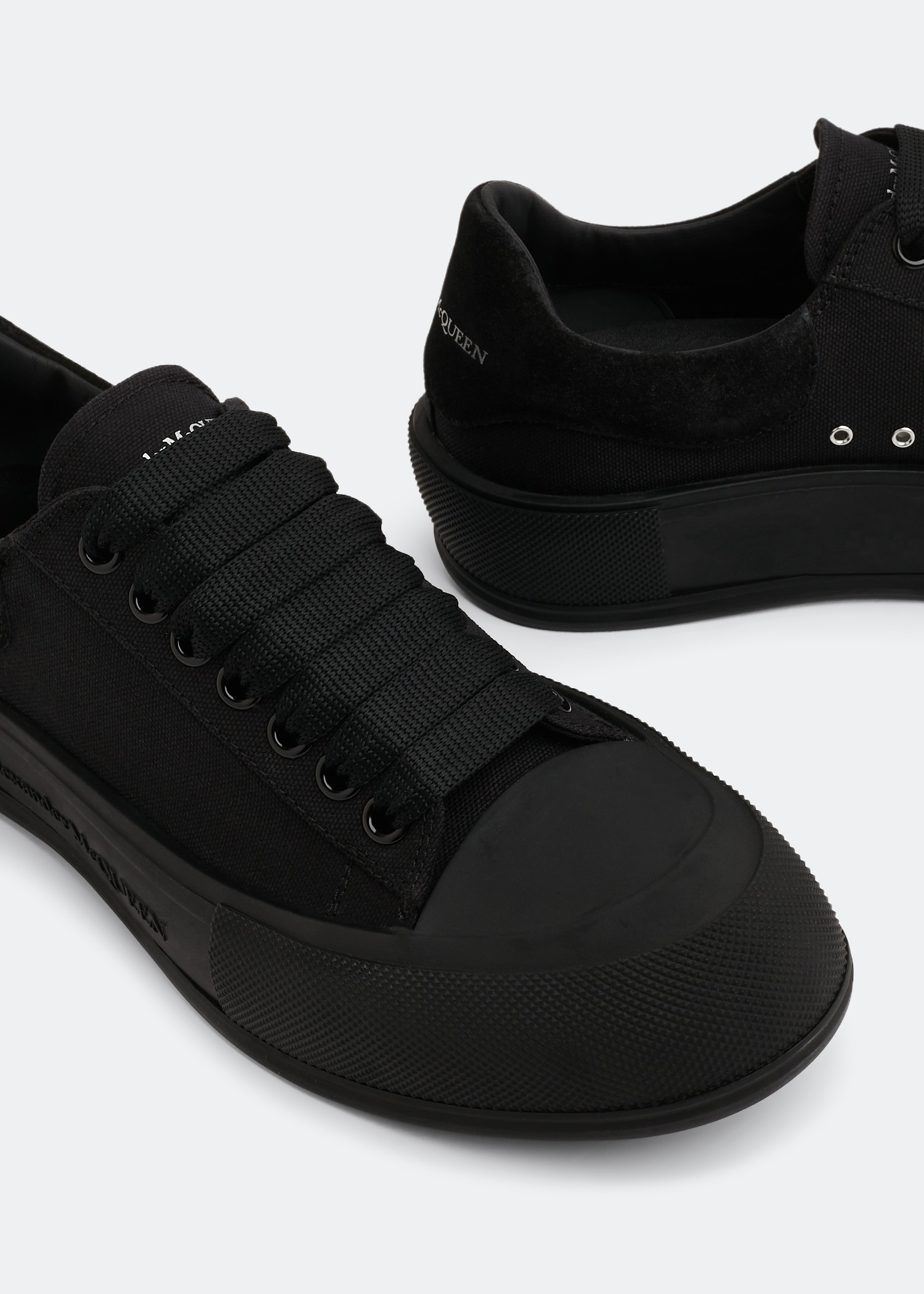 

Deck Plimsoll sneakers, Black