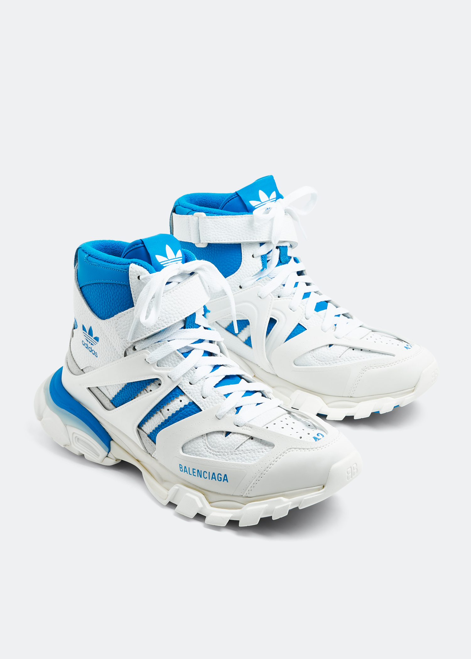 Balenciaga x adidas Track Forum sneakers for Men - White in KSA ...
