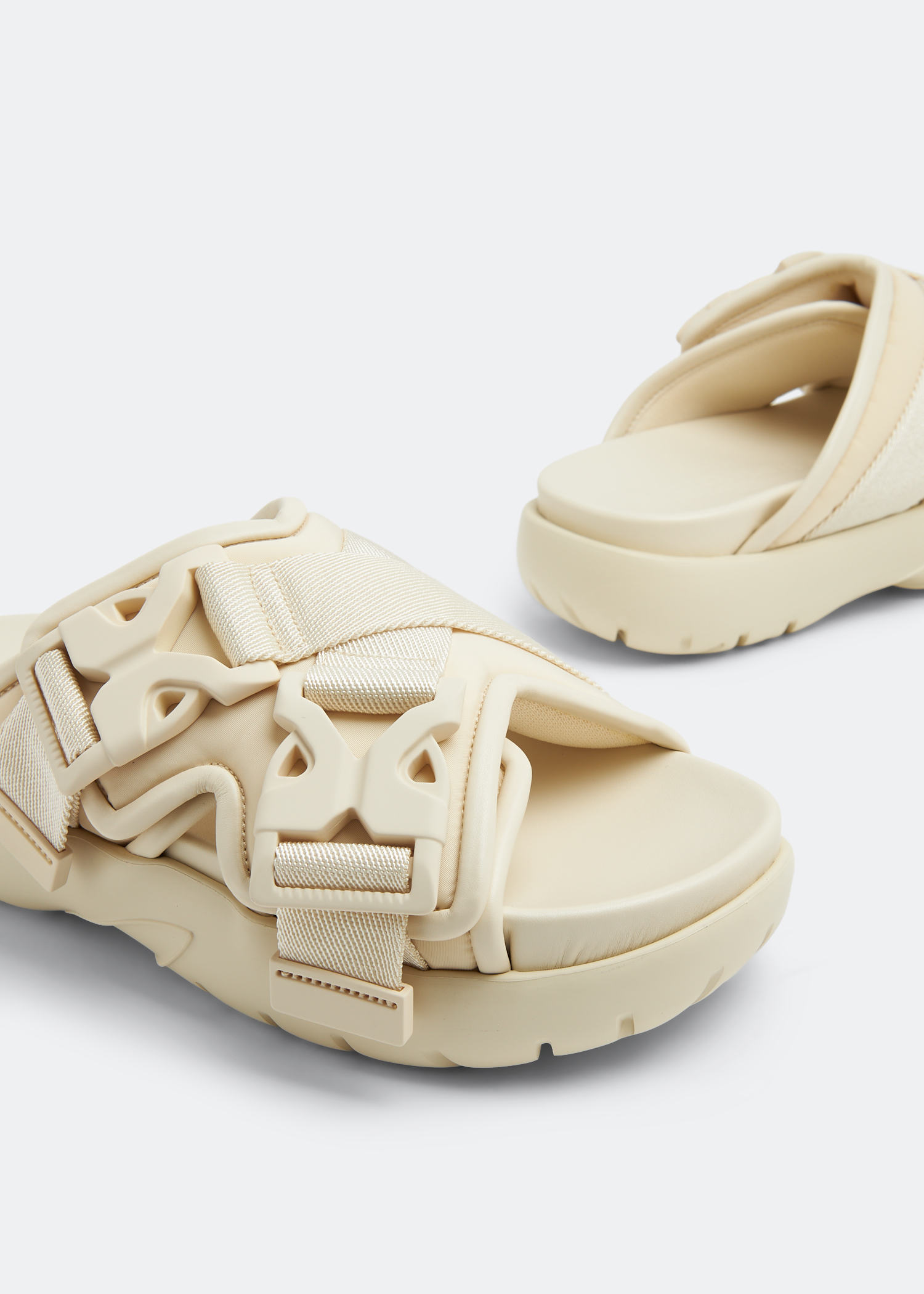 

Snap slide sandals, Beige