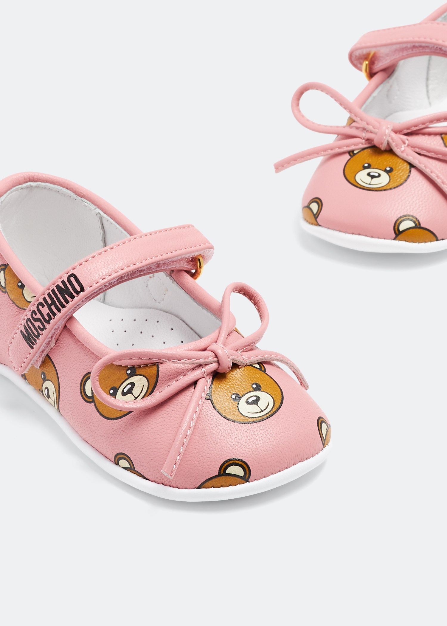 Baby girl sale moschino sandals