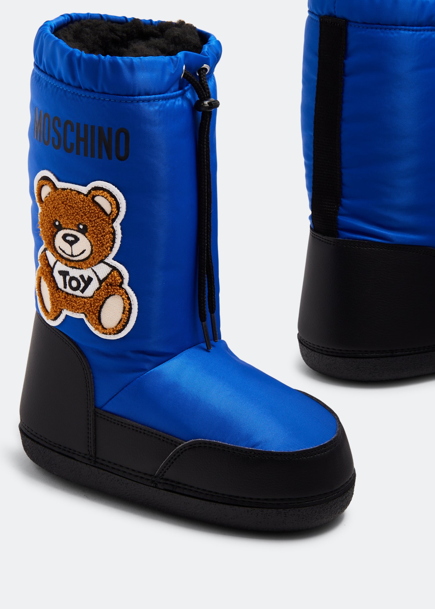 Moschino snow outlet boots