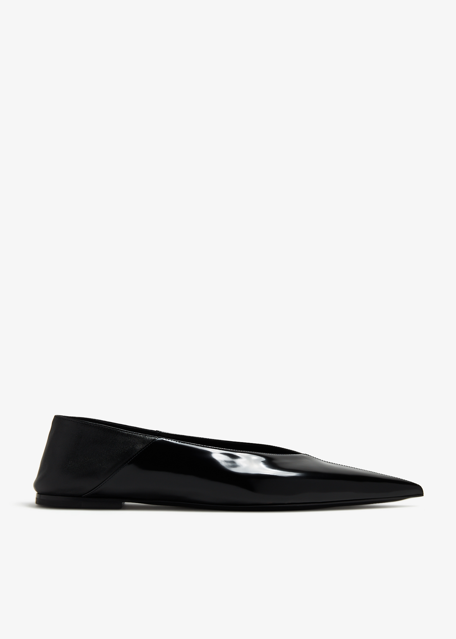 

Nour slippers, Black