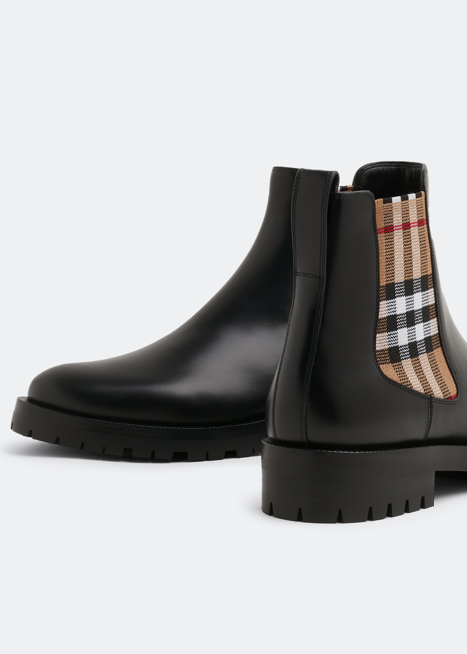 Burberry Vintage Check Chelsea boots for Women Black in Bahrain Level Shoes