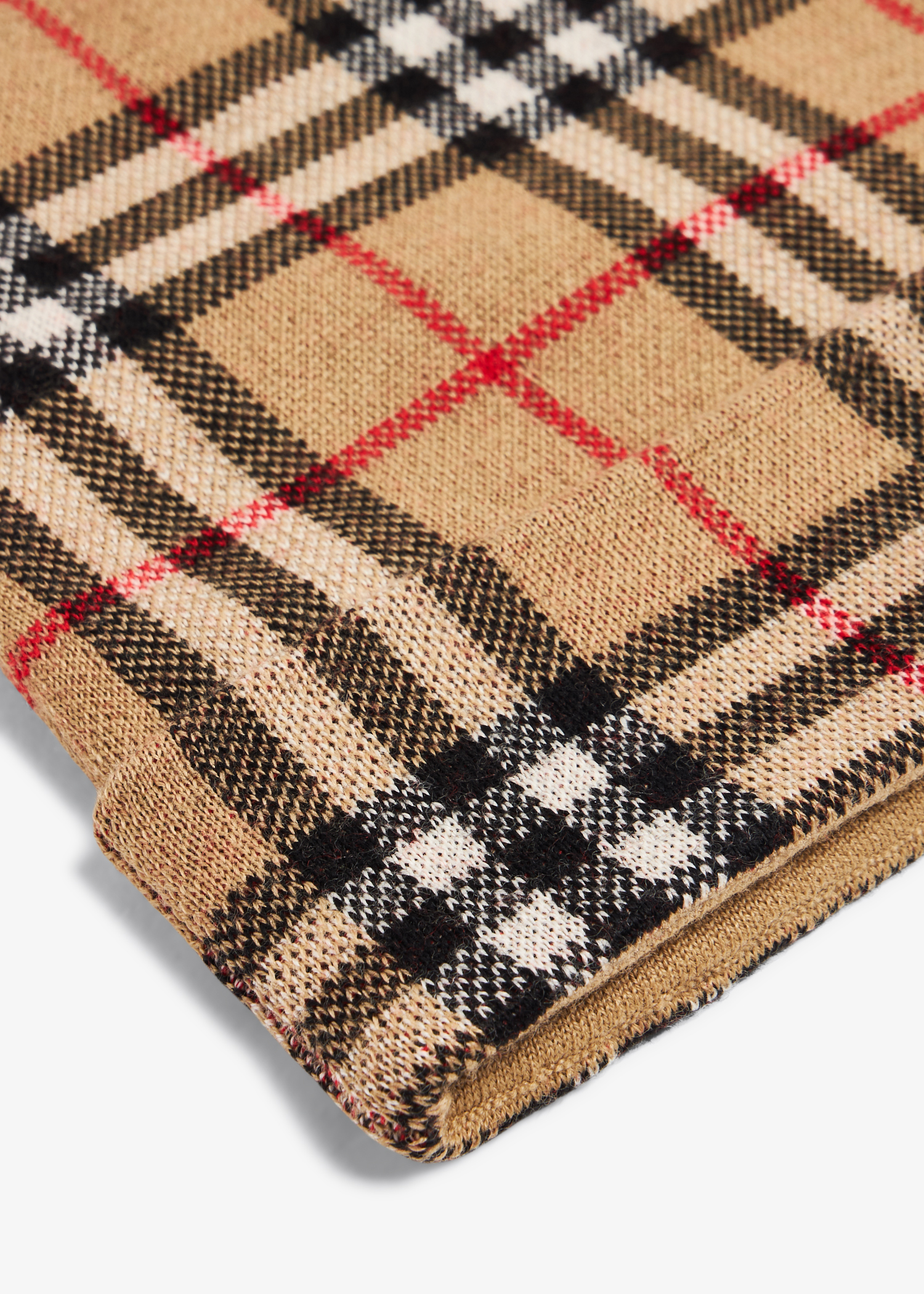 Burberry Check wool teddy beanie for Unisex Prints in UAE