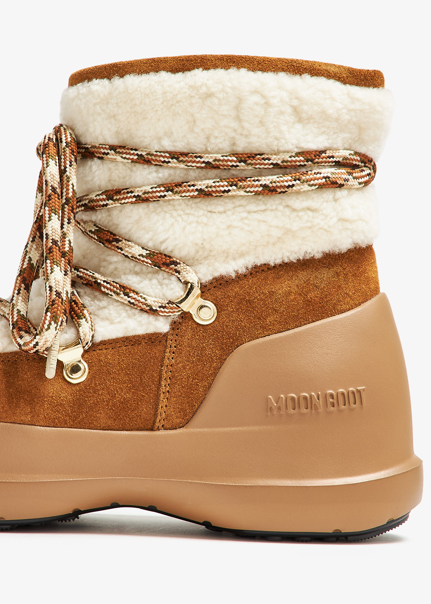 Moon boot pulse low shearling best sale