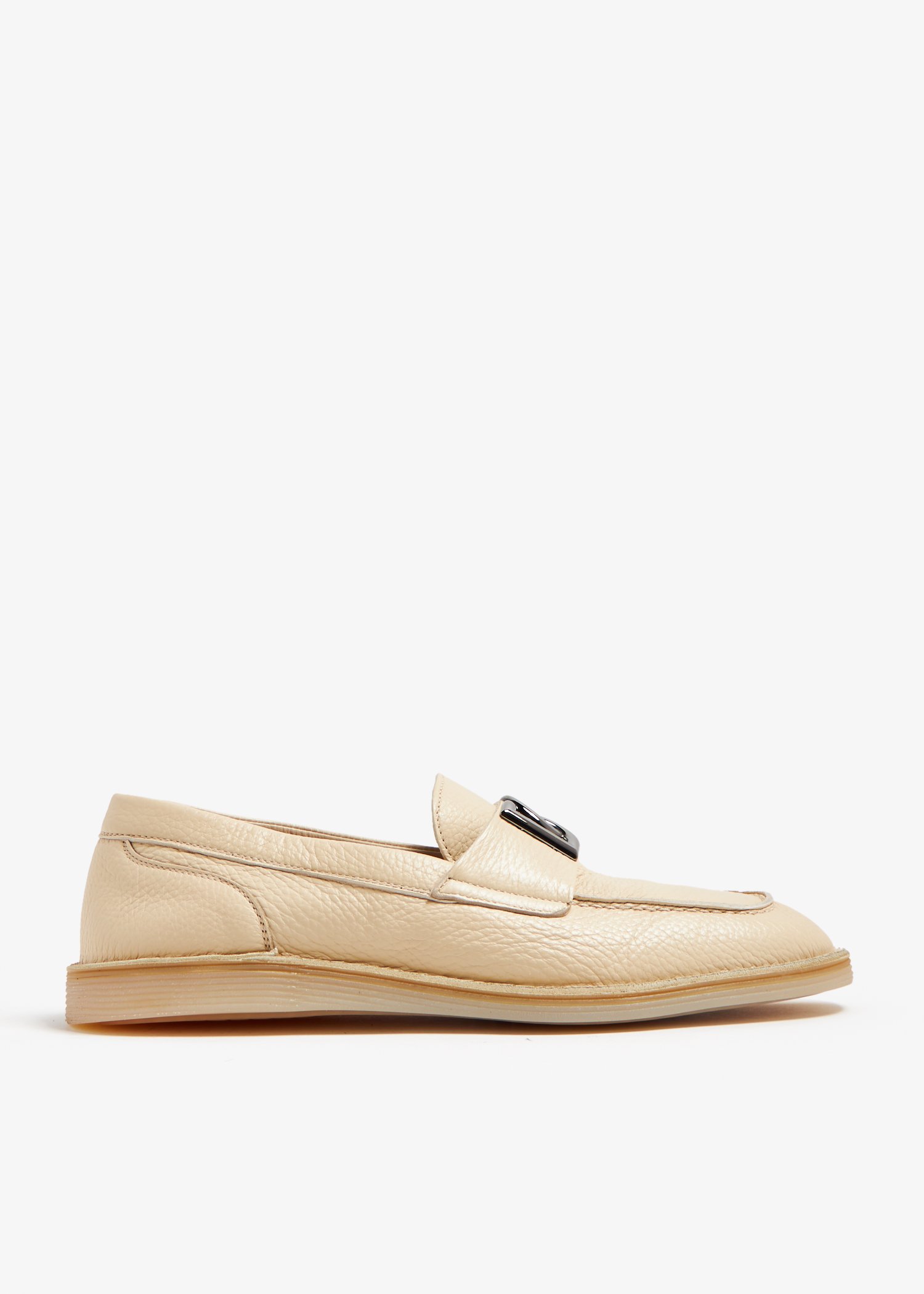 

Logo plaque loafers, Beige