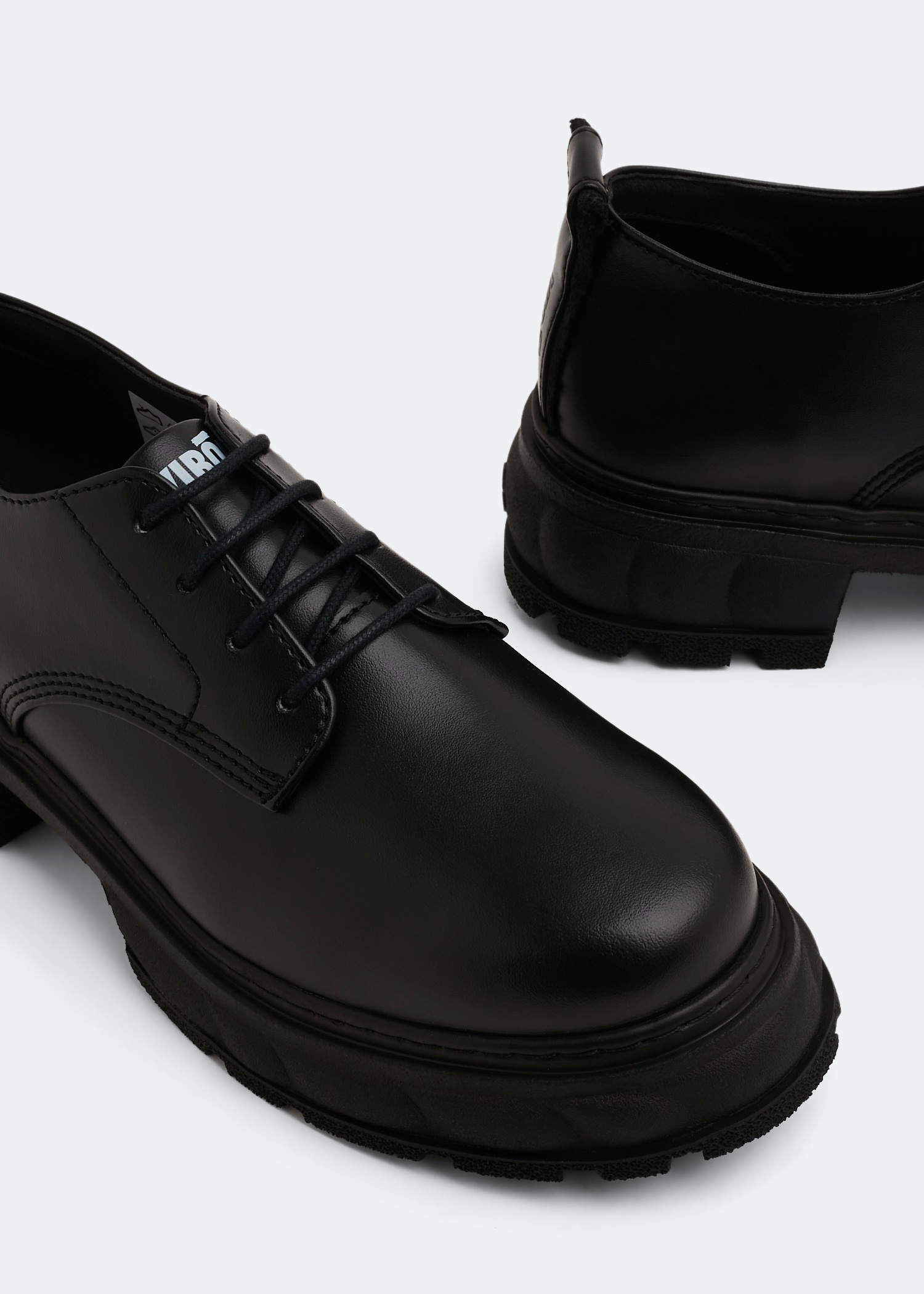 Viron Alter Oxford shoes for Men - Black in UAE | Level Shoes