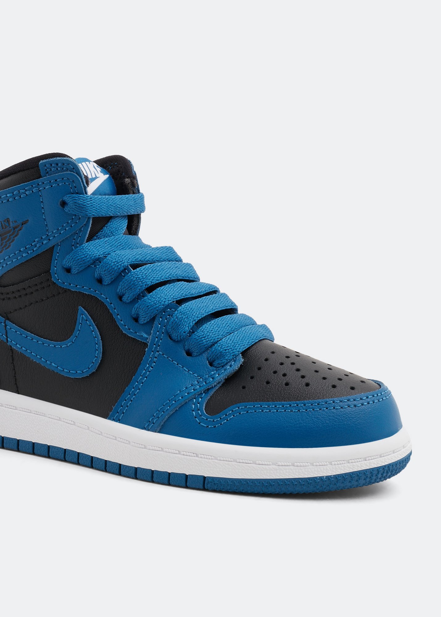 

Air Jordan 1 High OG 'Dark Marina Blue' sneakers