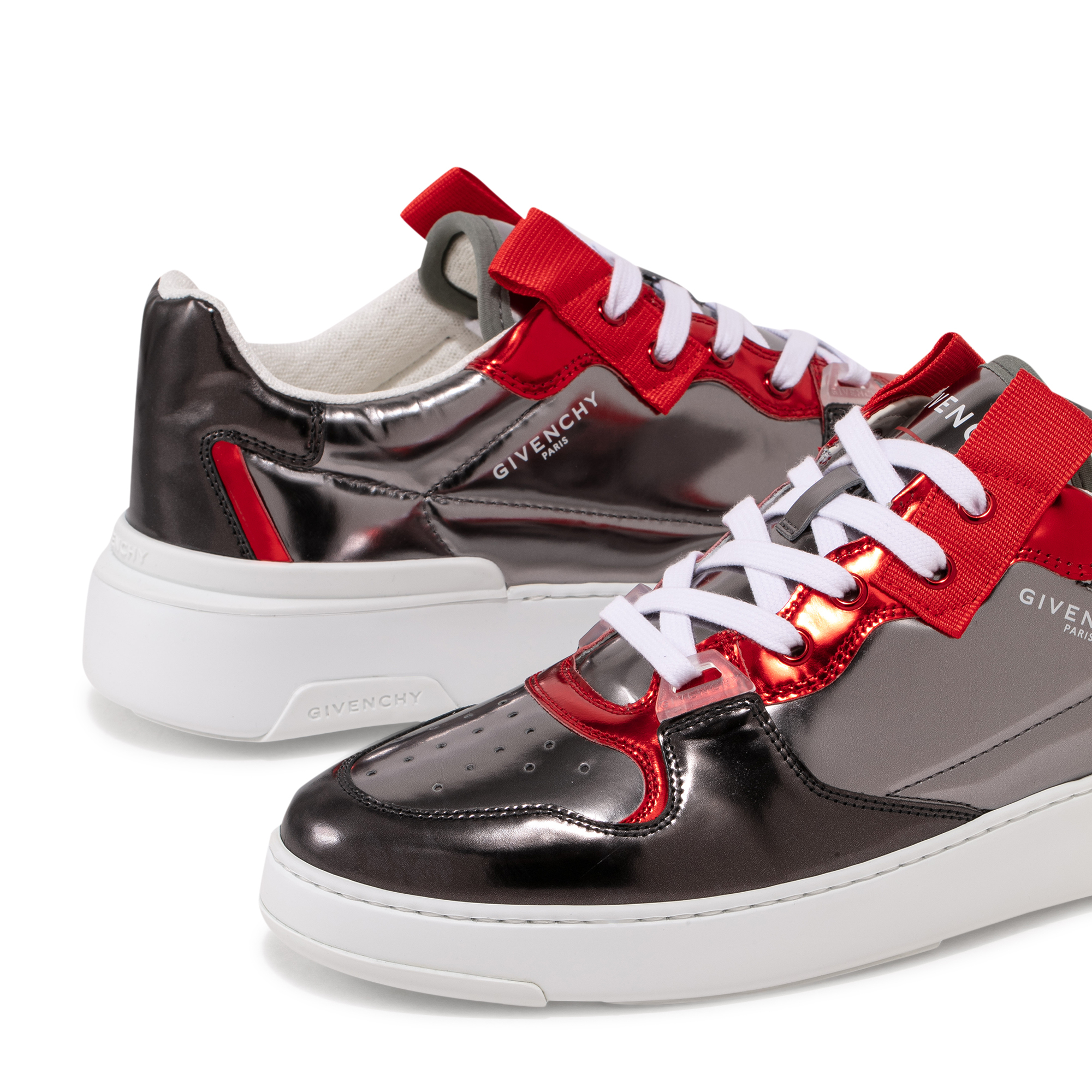 

Wing sneakers, Metallic