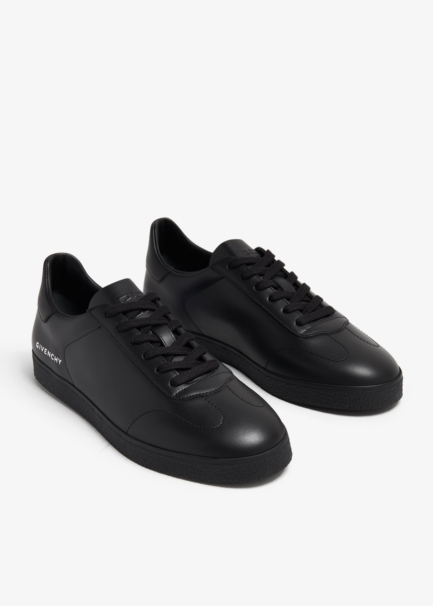 Givenchy men's 2024 black sneakers