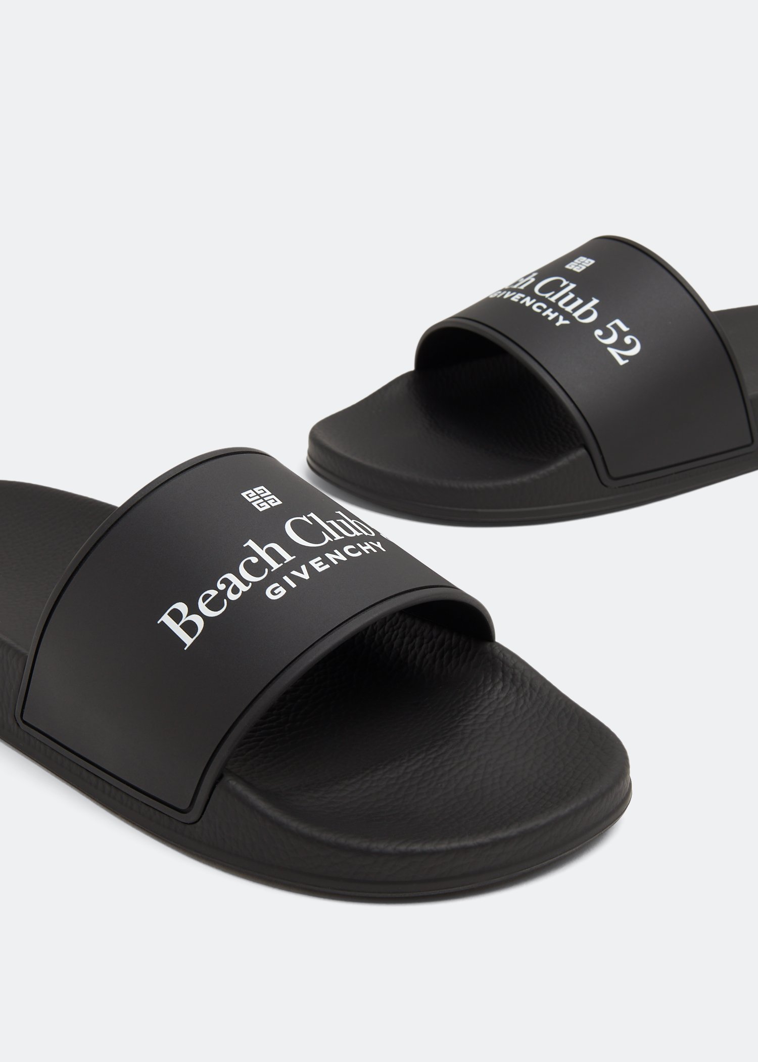 

Beach Club 52 slides, Black