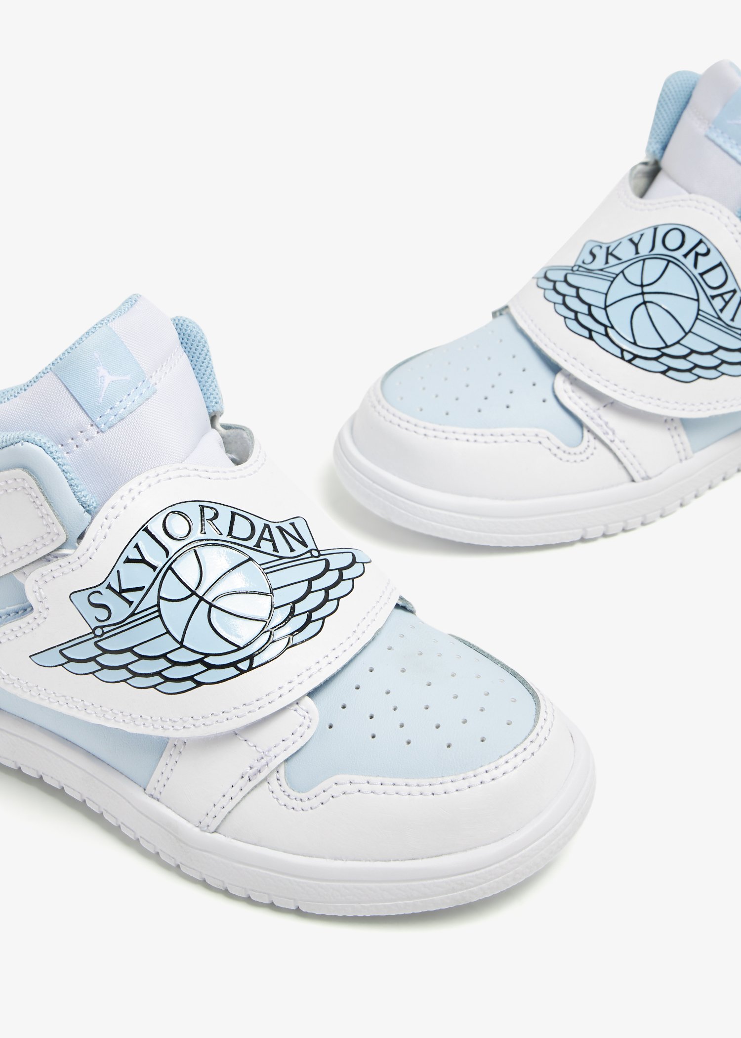 

Sky Jordan 1 sneakers, White