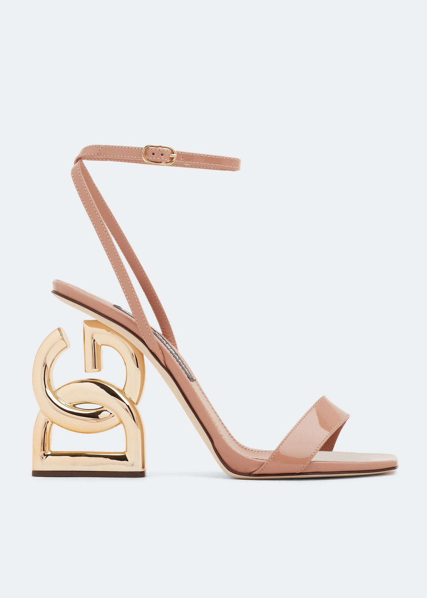 

Patent leather sandals, Beige