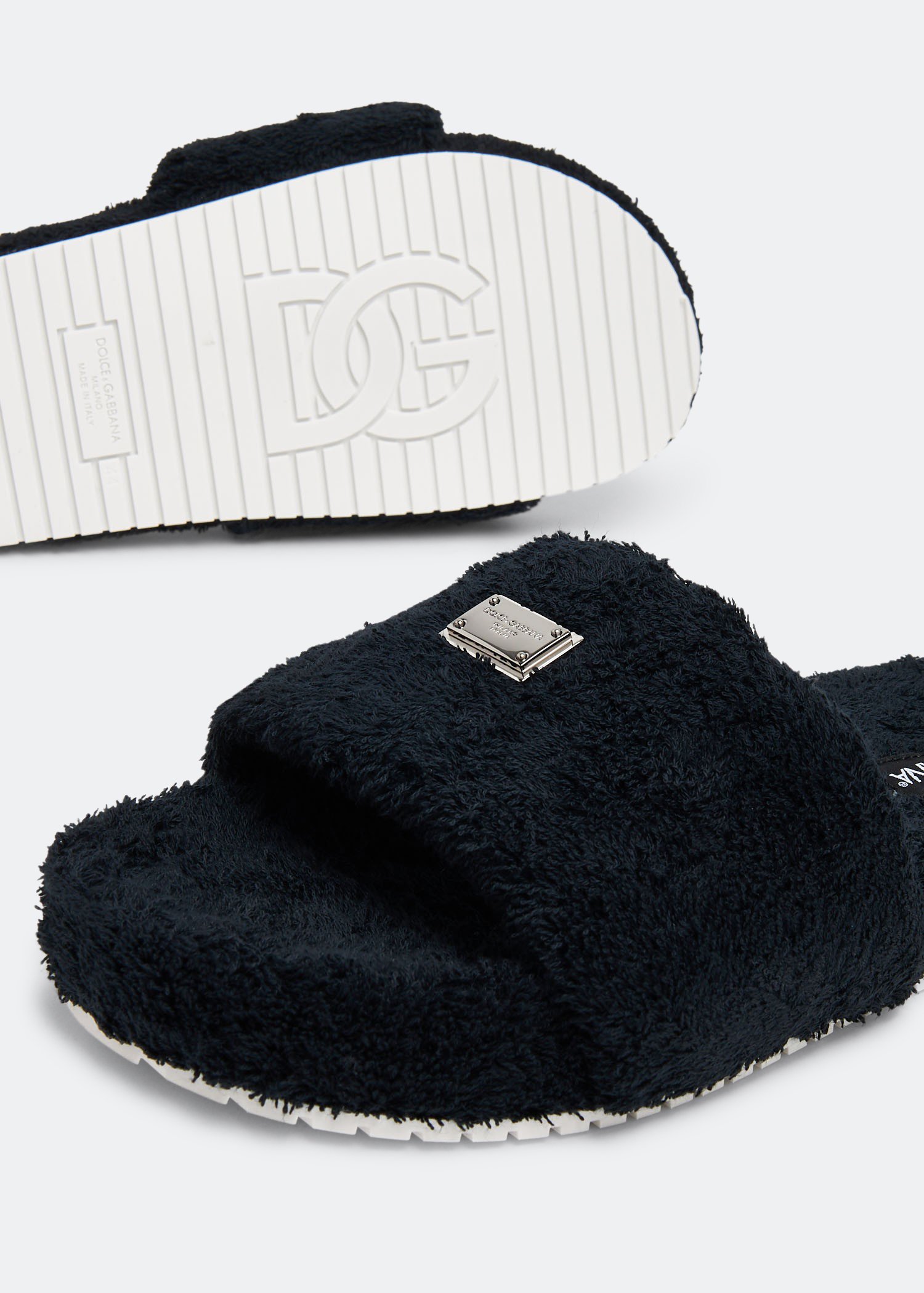 Dolce and gabbana outlet fur slides