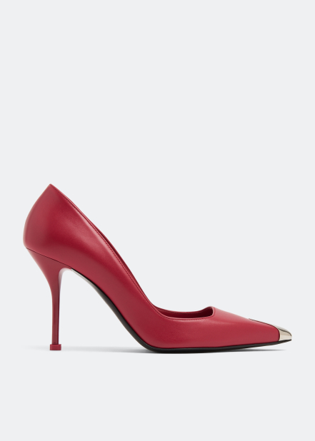 Shop Pumps Shoes for Women in UAE | Level Shoes