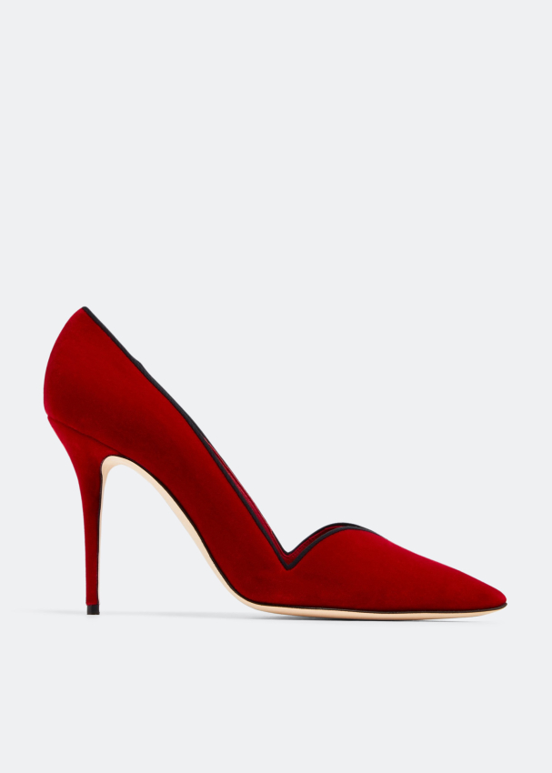 Manolo Blahnik Sinbelahi Pumps For Women Red In UAE Level Shoes