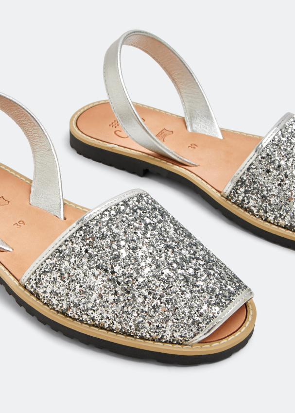 Castell Madona sandals for Women - Silver in UAE | Level Shoes