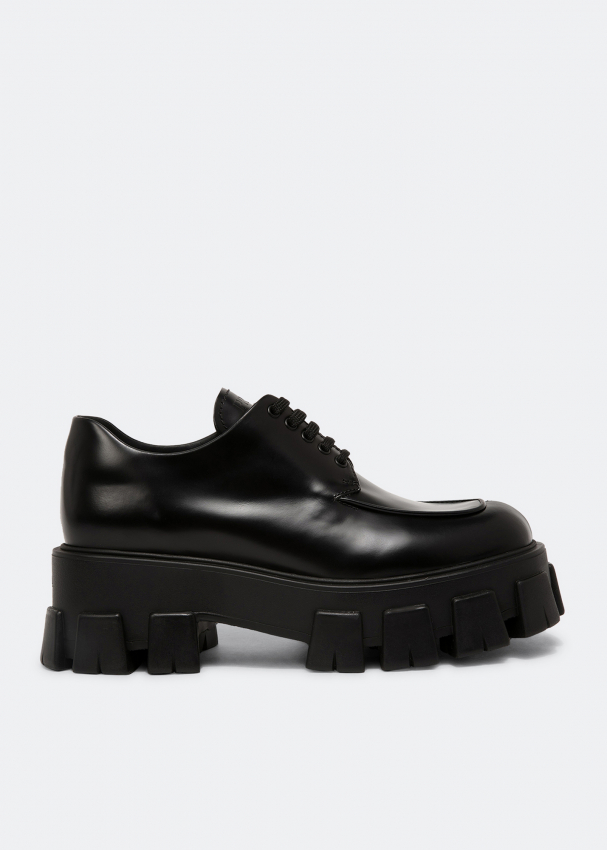 level shoes prada