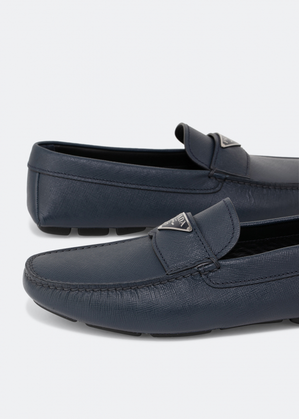 aanvaarden Supplement dienen Prada Leather loafers for Men - Blue in UAE | Level Shoes