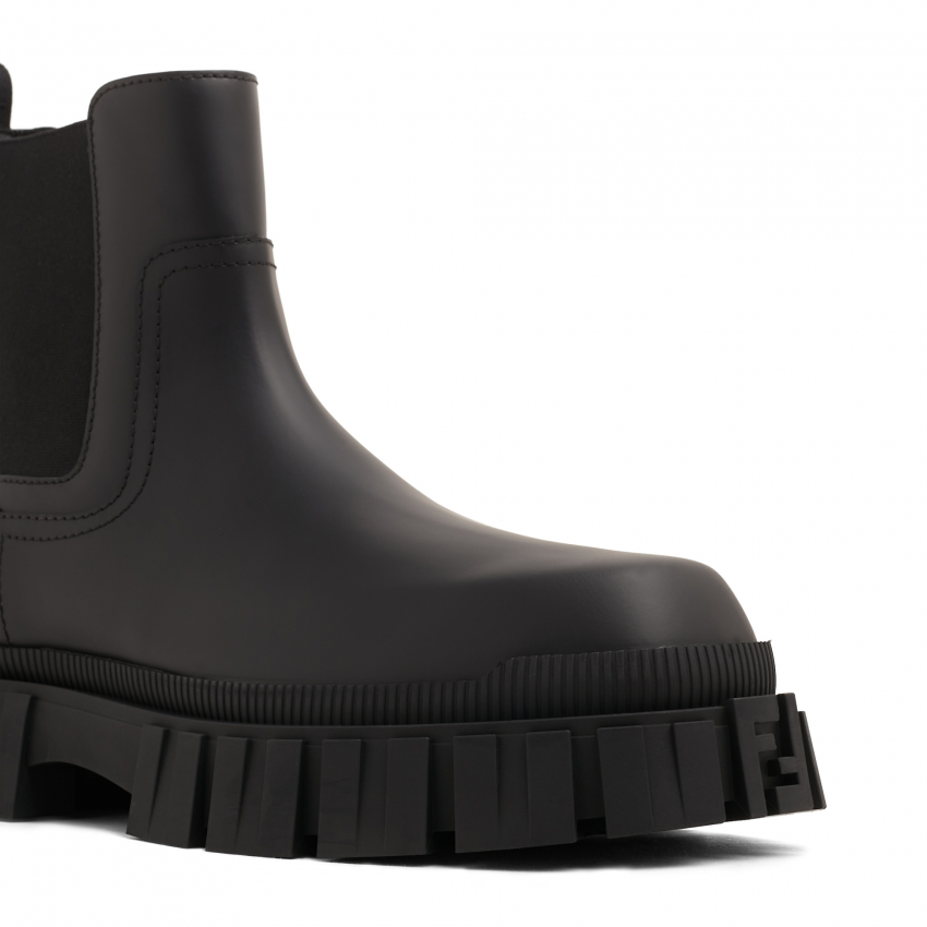 Fendi Force Chelsea boots for Men - Black in UAE | Level Shoes