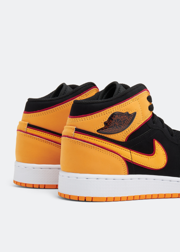 Orange on sale air jordan