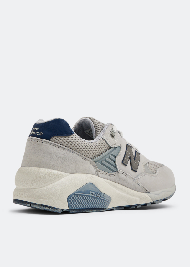 580 2024 nb grey