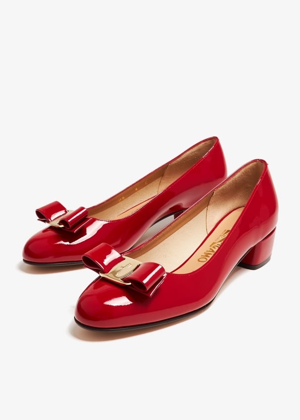 Ferragamo pumps best sale