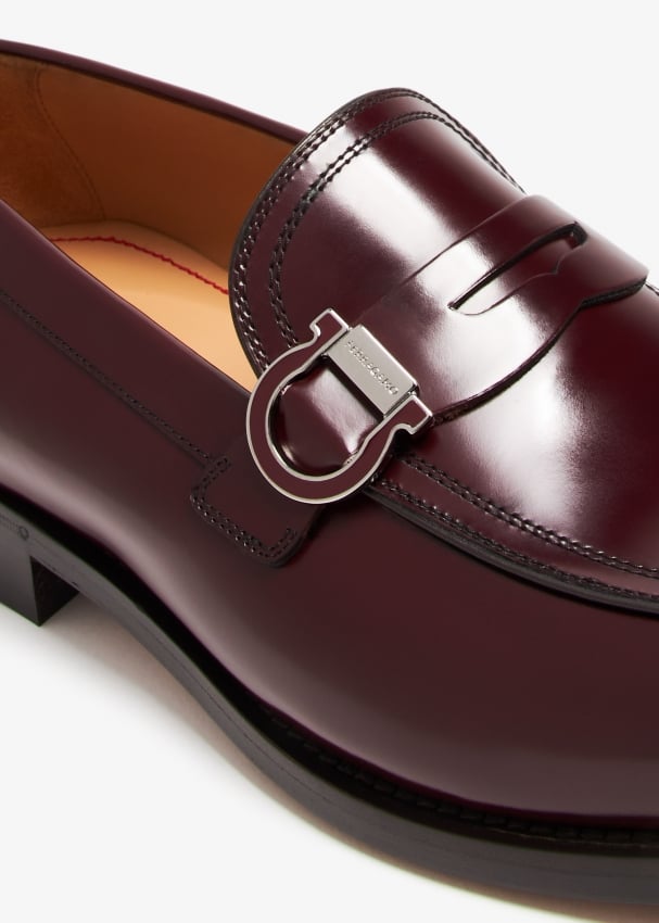 Ferragamo Canada loafers for Men Burgundy in UAE Level Shoes