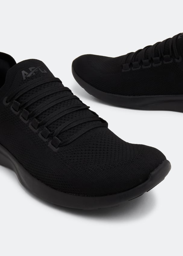 Athletic Propulsion Labs Techloom Breeze sneakers for Men - Black in ...