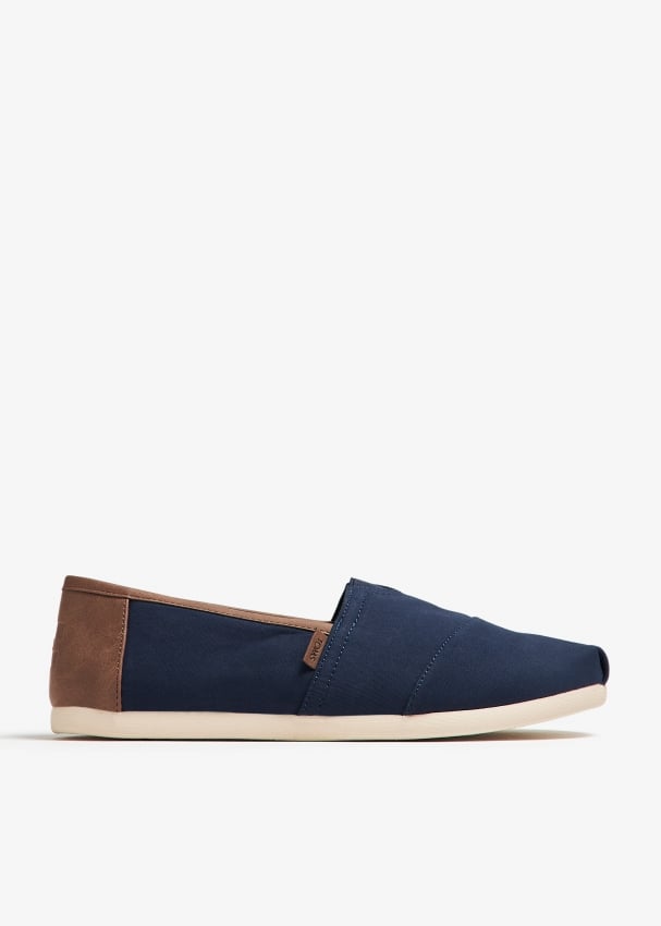 TOMS Alpargata 3.0 espadrilles for Men Navy in UAE Level Shoes