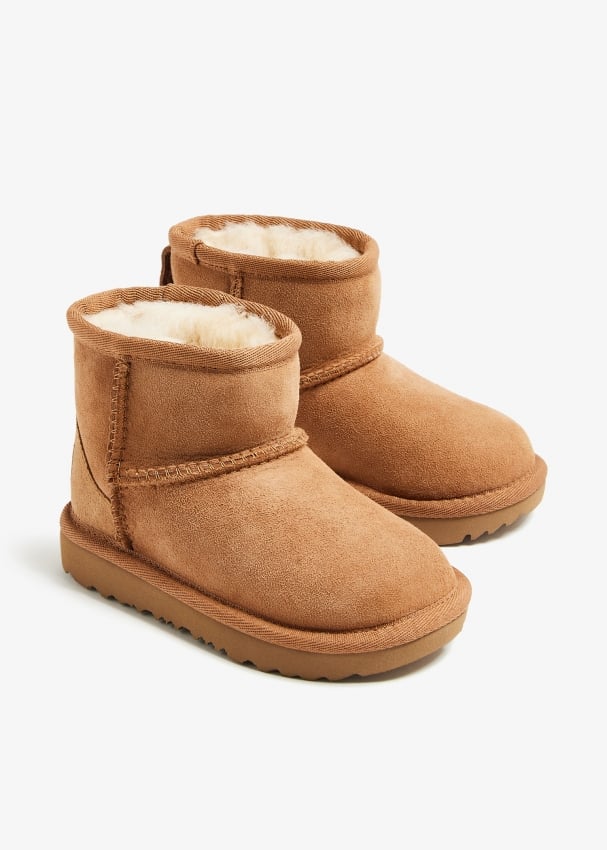 Shop Ugg Shoes Accessories for Baby Boy Girl Unisex in Kuwait Level Shoes