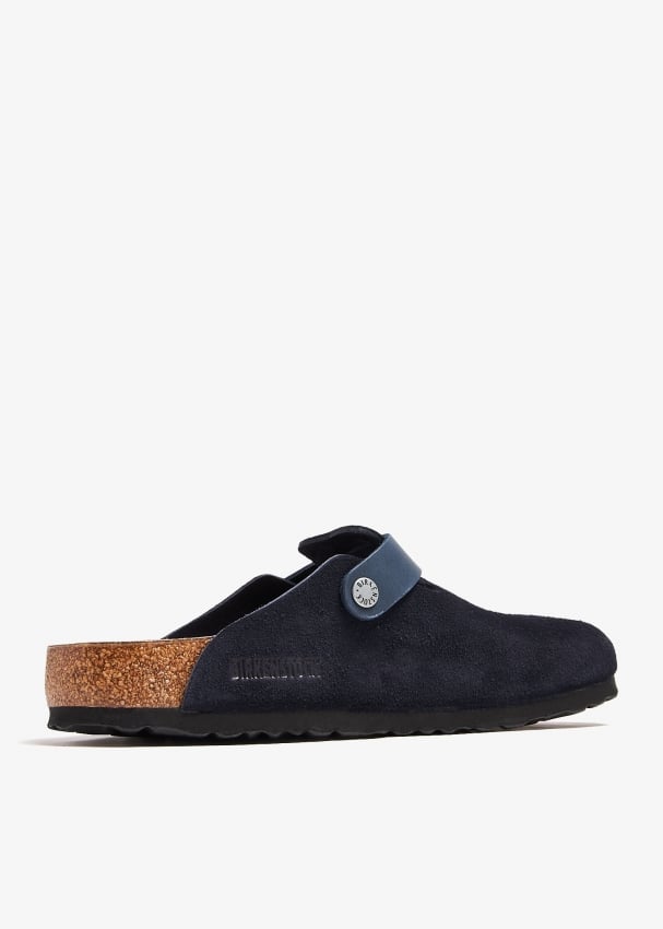 Birkenstock Boston regular width clogs for Men Navy in UAE Level Shoes