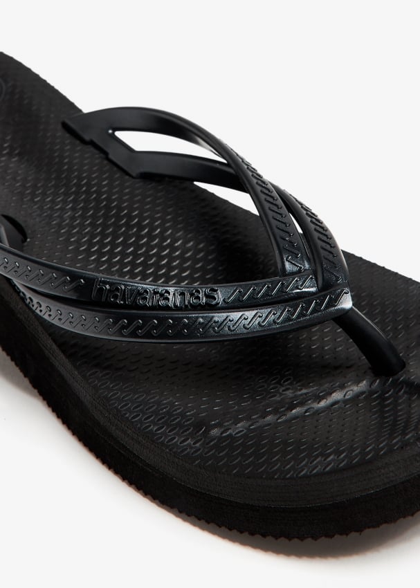 Havaianas black wedge flip flops best sale