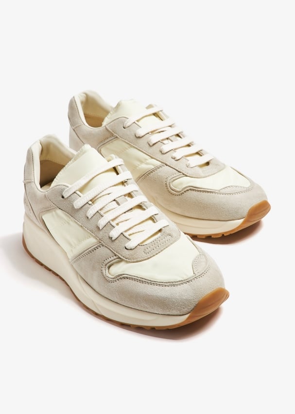 Common Projects Track premium sneakers for Women Cream in Bahrain Level Shoes