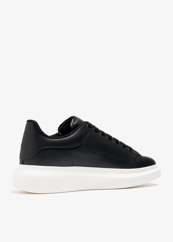 Alexander mcqueen sneaker black friday deals