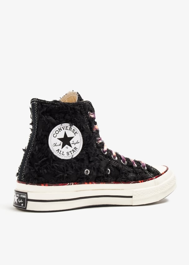 Shop Converse Shoes for Women in Bahrain Level Shoes