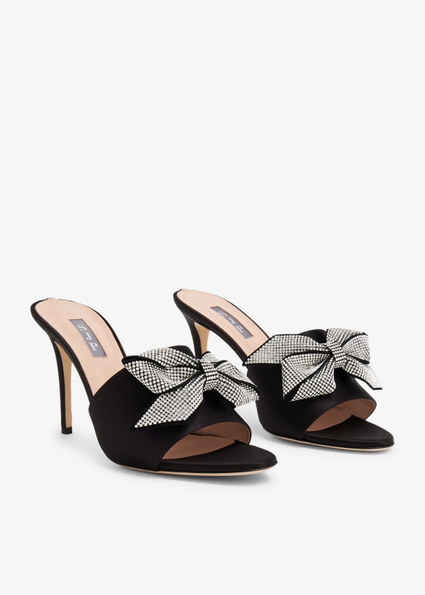 Sarah Jessica Parker Amna mules for Women - Black in UAE | Level Shoes